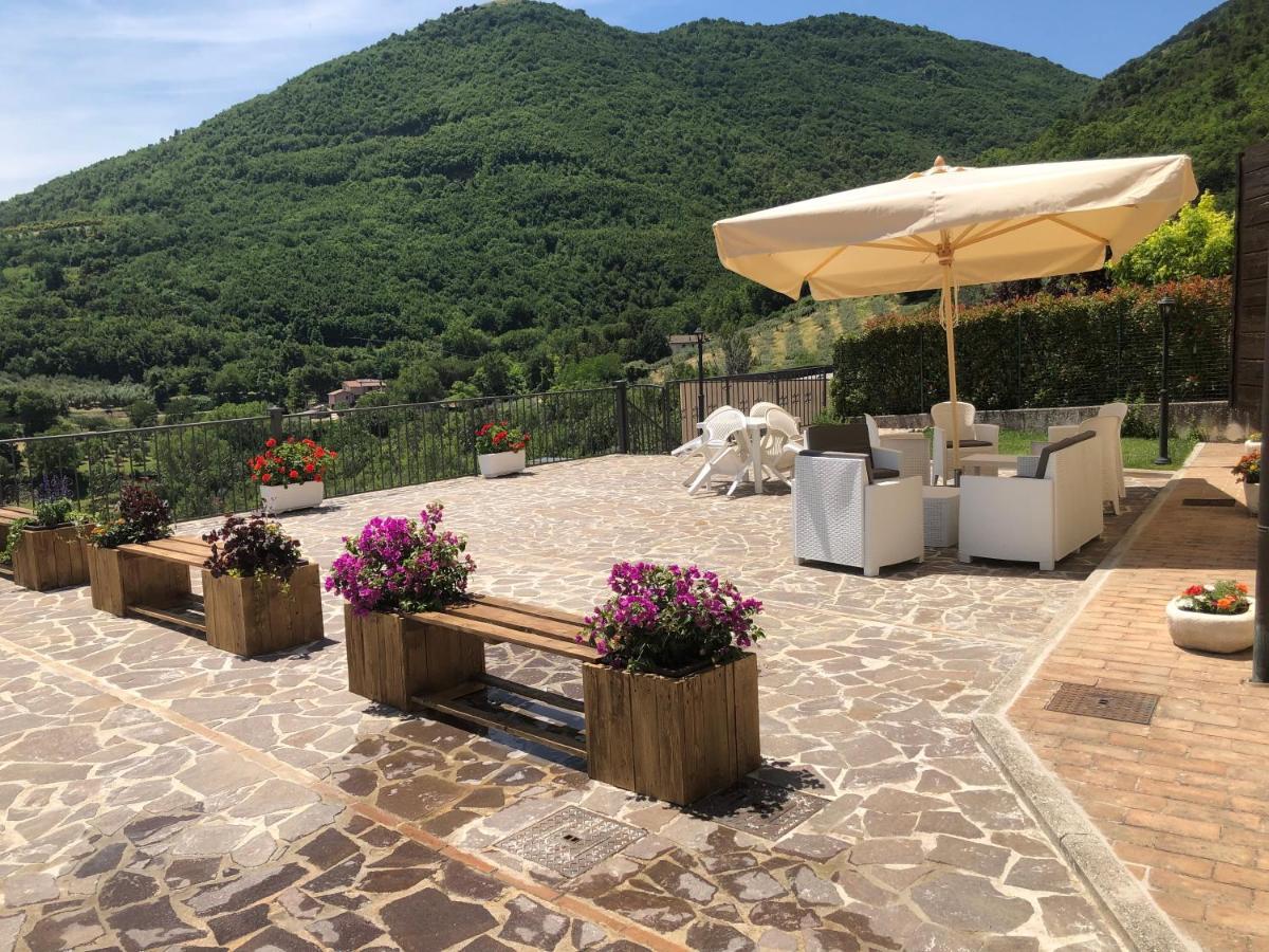 Casa Vacanze Vecchio Frantoio Residenza Leccino Сполето Екстер'єр фото
