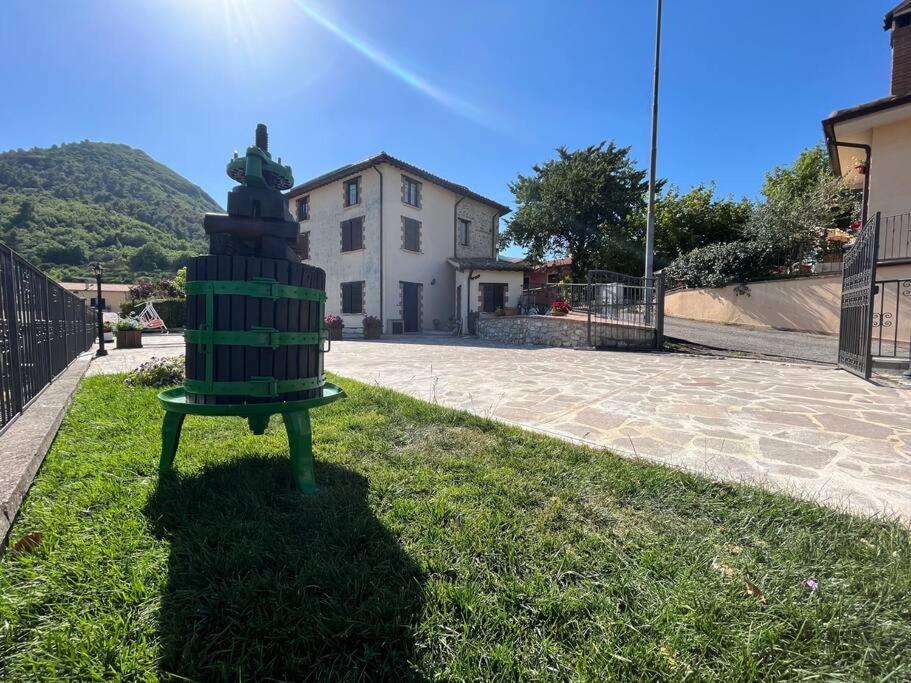 Casa Vacanze Vecchio Frantoio Residenza Leccino Сполето Екстер'єр фото
