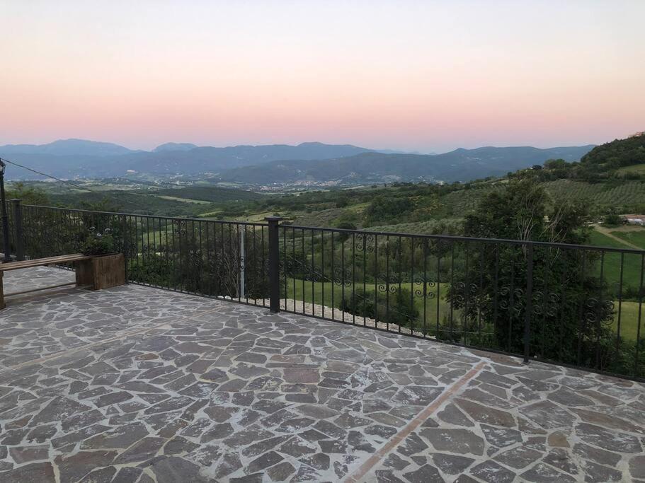 Casa Vacanze Vecchio Frantoio Residenza Leccino Сполето Екстер'єр фото